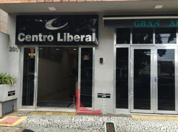 Comercial · 35m² · Sala Comercial para alugar em Centro de 35.00m²