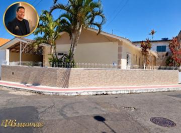 Casa · 159m² · 4 Quartos · 2 Vagas · Casa Pronta Para Venda de 160m2, No Bairro Forquilhinhas- Sao Jose SC