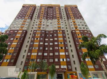 Apartamento de 2 quartos, Águas Claras · Rua 5 sul andar alto dois quartos suíte