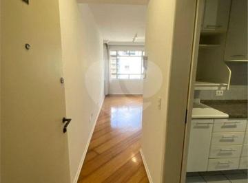 Apartamento de 3 quartos, Curitiba · Apartamento de 66 m² com 3 quartos à venda em Cabral