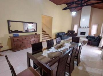 Casa de 3 quartos, Cotia · Ótima casa em condomínio fechado em Cotia