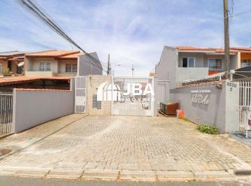 Casa de 3 quartos, Curitiba · Sobrado em condomínio com toda estrutura para suas crianças, com playground e quadra de esportes.