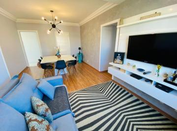 Apartamento no Embaré, 2 quartos reformado · Apartamento reformado andar alto com vista total livre no Bairro do Embaré