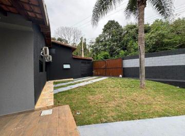 Rural · 1826m² · 3 Quartos · CHACARA COM 3 QUARTOS - Araçoiabinha