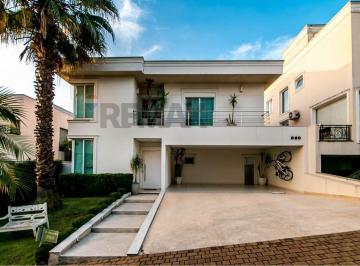 Casa · 380m² · 4 Quartos · 4 Vagas · "Luxuosa Casa à Venda em Alphaville: Espaço e Conforto"