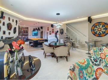 Casa · 620m² · 7 Quartos · Conforto em cada detalhe em 620 m², 6 suítes , 7 banheiros à venda Residencial Alphaville 4 - Santan