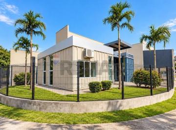 Comercial · 135m² · 4 Quartos · 3 Vagas · Imóvel Comercial de Esquina em Amparo – Arquitetura Container, 3 Vagas e Excelente Localização
