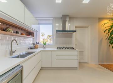 Apartamento · 134m² · 4 Quartos · 2 Vagas · Apartamento no Brickel Key, 04 Suítes, 02 Vagas, Churrasqueira, Cabral, Curitiba.