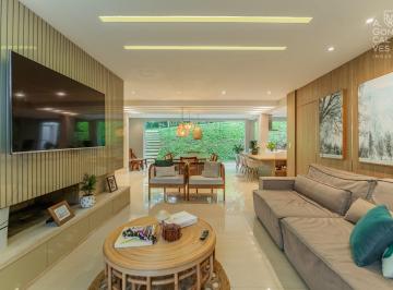 Casa · 220m² · 3 Quartos · 4 Vagas · Casa no Bosque das Cerejeiras,  03 Suítes, 04 Vagas, Terreno Amplo, Butiatuvinha, Curitiba
