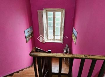 Casa · 180m² · 3 Quartos · 1 Vaga · Casa de 3 quartos com 1 vaga à venda no Bairro Floresta em Porto Alegre