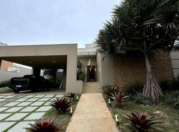 Casa · 430m² · 3 Quartos · 4 Vagas · Casa à venda em Araçoiaba da Serra, Condomínio Village Saint Charbel, com 3 suítes, com 430 m²