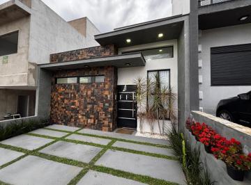 Casa · 97m² · 3 Quartos · 2 Vagas · Casa à venda em Sorocaba, Residencial Horto Florestal Villagio, com 3 quartos, com 97 m²