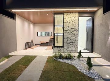 Casa · 150m² · 3 Quartos · 2 Vagas · Casa no Condomínio Recanto das Flores em  -  Maracanaú