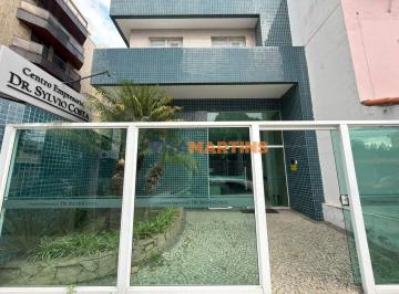 Comercial · 45m² · 1 Vaga · Sala Comercial para aluguel fixo por R$2.000 + TAXAS no bairro Passagem em Cabo Frio/RJ