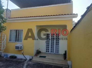 Casa · 59m² · 2 Quartos · 1 Vaga · CASA INDEPENDENTE FRENTE DE RUA COM 2 QUARTOS EM REALENGO