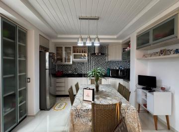 Casa · 221m² · 2 Quartos · Cobertura Mobiliada a venda no Edificio Las Brisas em Foz do Iguaçu