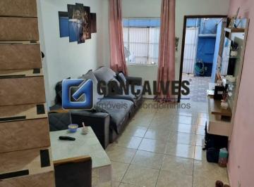 Casa · 120m² · 2 Quartos · 2 Vagas · Sobrado residencial para aluguel no Parque Gerassi, Santo André