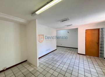 Apartamento · 33m² · 1 Quarto · SALA COMERCIAL PARA LOCAÇÃO NA 1ª QUADRA DA PONTA VERDE