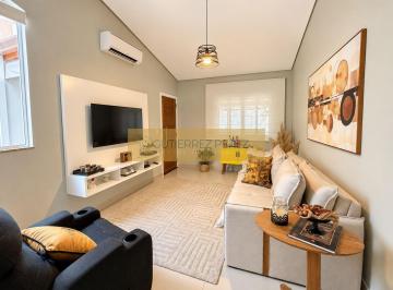 Casa · 132m² · 2 Quartos · 2 Vagas · Casa Térrea recém-reformada I 2 dorms (1 suíte ampla) - Vila Suissa - Mogi das Cruzes/ SP