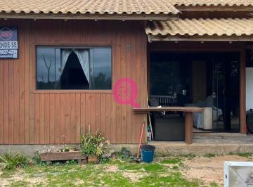 Casa · 2 Quartos · 2 Vagas · Casa em Arroio, Imbituba/SC