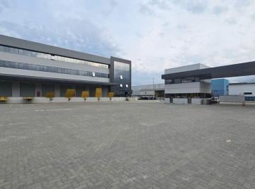 Comercial , Araquari · Excelente Galpão 4.269 m² para Locação em Araquari