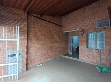 Casa · 201m² · 3 Quartos · 1 Vaga · Casa residencial para locação com 03 quartos, sendo 01 suíte, em Ribeirão Preto/SP.