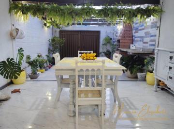 Casa · 96m² · 2 Quartos · 1 Vaga · Casa Duplex 2 Suítes em Praia do Flamengo - Reformada, Nascente, 96m²