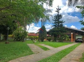 Rural · 1200m² · 5 Quartos · 10 Vagas · Chácara : / Rural / Centro