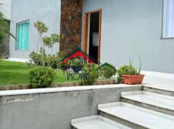 Casa · 195m² · 4 Quartos · Casa de rua : / Residencial / Jardim Estância Brasil