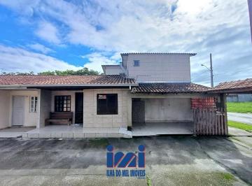 Casa · 170m² · 5 Quartos · 1 Vaga · Sobrado 5 quartos em Praia de Leste