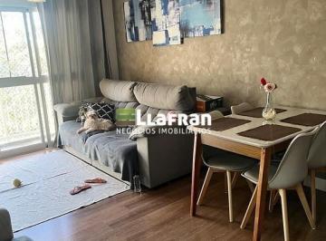 Apartamento · 62m² · 2 Quartos · 2 Vagas · Apartamento com fácil acesso ao shopping Condominio Vida Nova