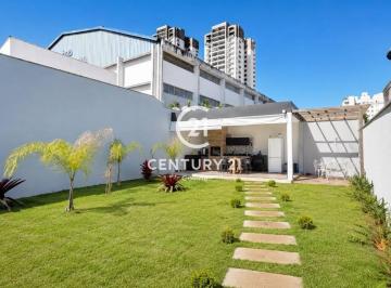 9590d50ab44216ae11ce16468acbbeac47490487 · Casa à venda no centro da cidade de Botucatu SP