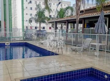 Area de Lazer com Piscina · Apartamento 2 quartos no Condomínio Águas de Guanabara
