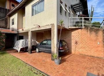 63a6995b8d8cae4bfaac79e3d5e5ec90509ca9dc · Casa com 3 dormitórios à venda, 263 m² por R$ 980.000,00 - Jardim das Azaléias - Poços de Caldas/MG