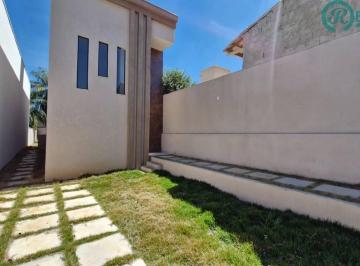d0bebcdbfe324d2b3024938bca6222896136648b · CASA Á VENDA COM 3 QUARTOS, SENDO 1 SUÍTE E 2 SEMI-SUÍTES — JARDIM IMPERIAL EM LAGOA SANTA