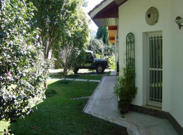 Casa · 2800m² · 4 Quartos · 4 Vagas · Casa - Embuema
