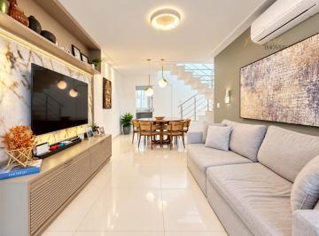 Casa · 175m² · 3 Quartos · 2 Vagas · Casa duplex, 3 suítes, Colina de Laranjeiras