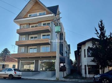 Apartamento · 80m² · 1 Vaga · APARTAMENTO DE FRENTE NOVO COM 2 SUÍTES