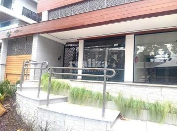 Casa · 68m² · 1 Vaga · EXCELENTE SALA COMERCIAL, PRÓXIMO À CATEDRAL