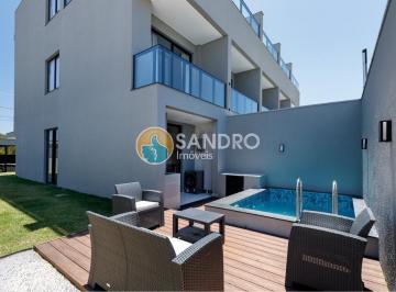 Foto 01 · Casa TRIPLEX para VENDA ou ALUGUEL DE TEMPORADA | com Piscina Privativa!