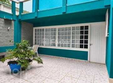 c19f3bfe · Casa, 8 dormitórios, 224.19 m², em Agronômica