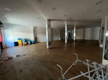 Comercial · 500m² · ALUGO LOJA EM ITAPUÃ, EXCELENTE LOCALIZAÇÃO, COM 500M², R$ 16.000,00 INCLUSO IPTU!!