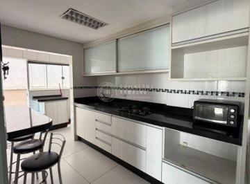 Apartamento · 3 Quartos · 1 Vaga · Locação anual: Apartamento com 3 quartos, Centro - Balneário Camboriú