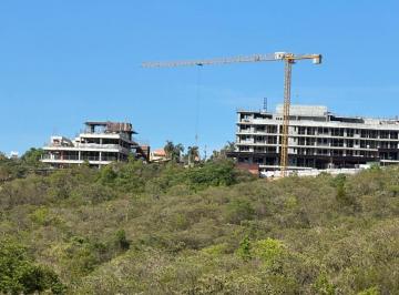 Apartamento de 3 quartos, Jardim Botânico · Reserva Jardim Botânico 3 quartos com suítes lazer 2 vagas de garage Lago Sul Jardim Botânico