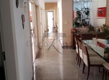 Casa de 4 quartos, Jacareí · Casa - Condomínio - Vila Zezé - Jacareí - Residencial Jardim Coleginho - 750m² 4 - Dormitórios.