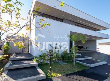 Casa · 230m² · 4 Quartos · 4 Vagas · Casa Térrea de Esquina no Jardins Nápoles – Exclusividade e Conforto em Cada Detalhe
