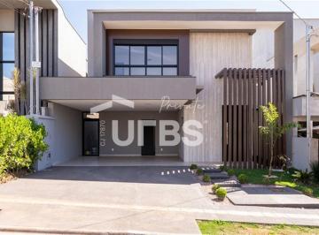 Casa · 196m² · 3 Quartos · 2 Vagas · Jardins Capri - Casa de Condomínio 3 quartos, sendo 3 suítes