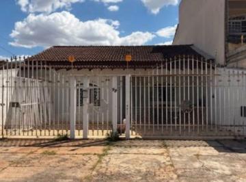 Casa de 3 quartos, Taguatinga · Excelente Oportunidade em Taguatinga | Casa Toda na Laje + Edícula | Próximo ao Alameda Shopping