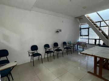 Comercial · 32m² · Alugo sala com mezanino em Itapuã, 32m², R$ 1.550,00 incluso taxas!!!
