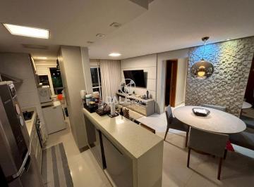 Apartamento de 2 quartos, Águas Claras · REFORMADO DE FRENTE PRA PRAÇA TIÊ
